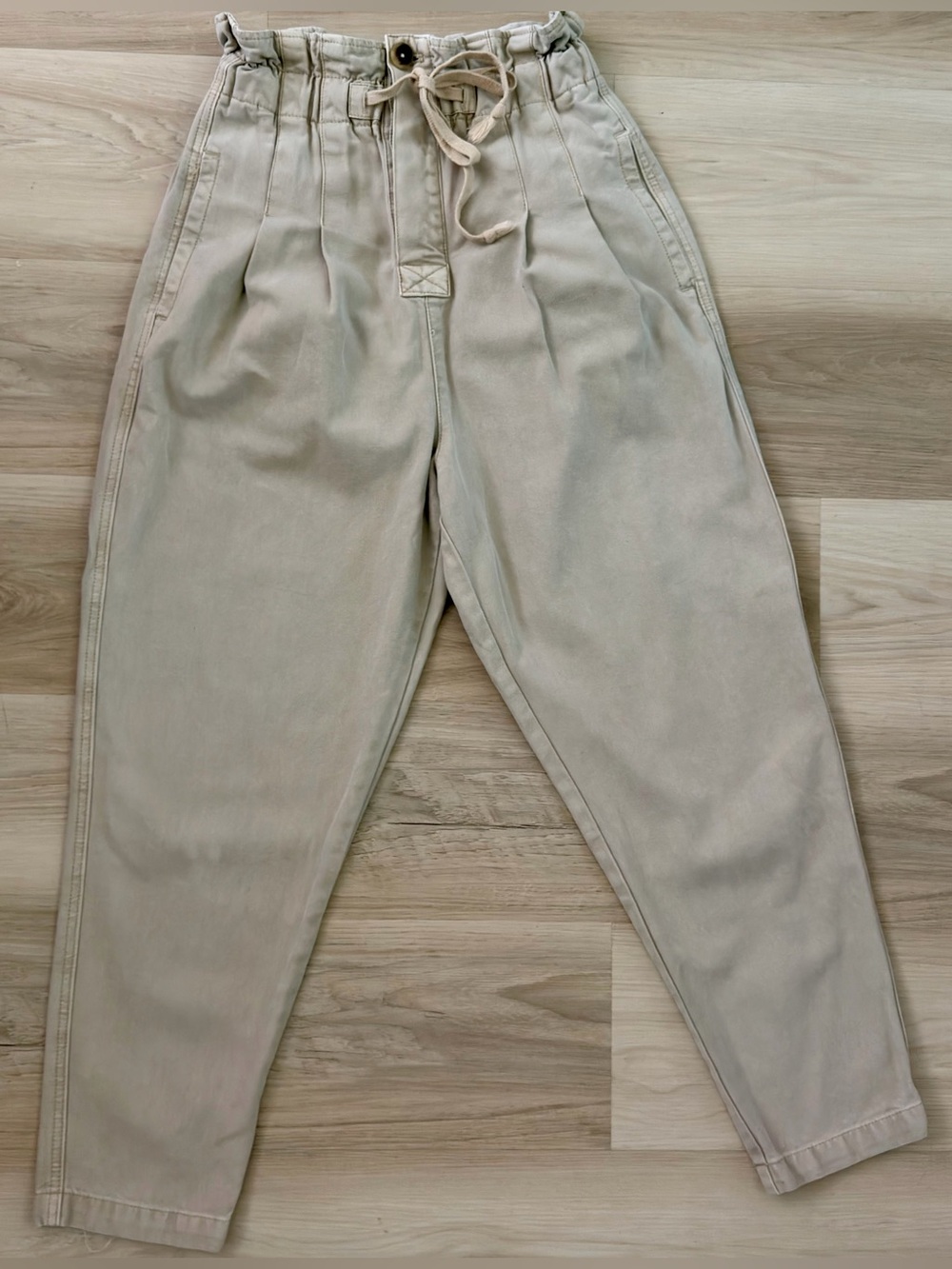 Free People Pants Womens XS Beige Paperbag Waist Button Fly Drawstring Tapered